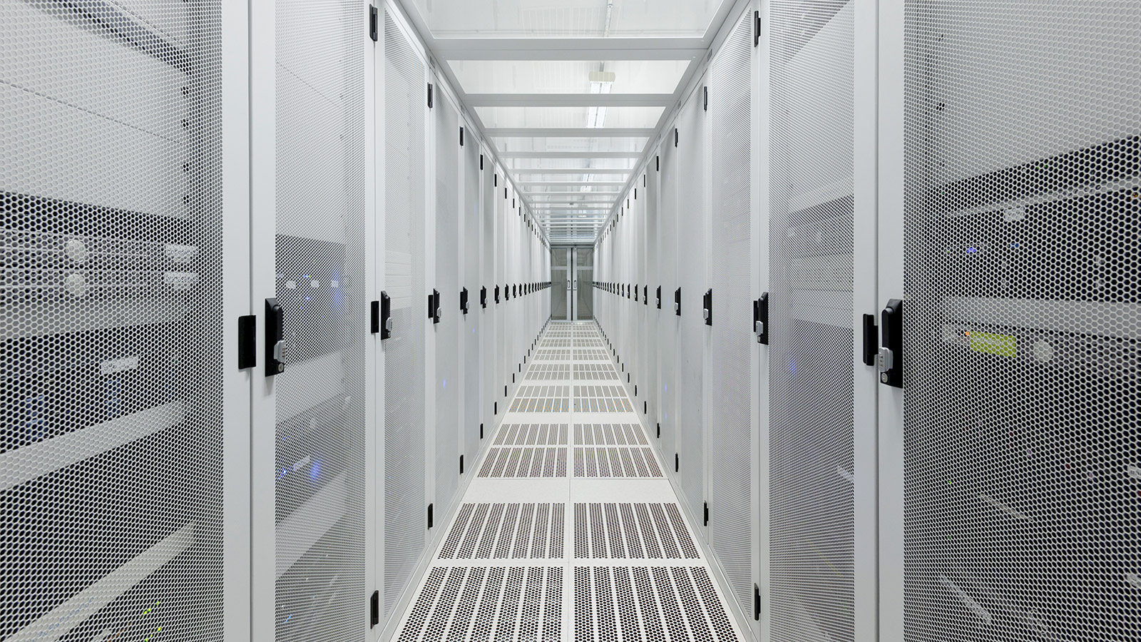 Arm Server Subsystem Enables Fast Path to Mainstream Servers