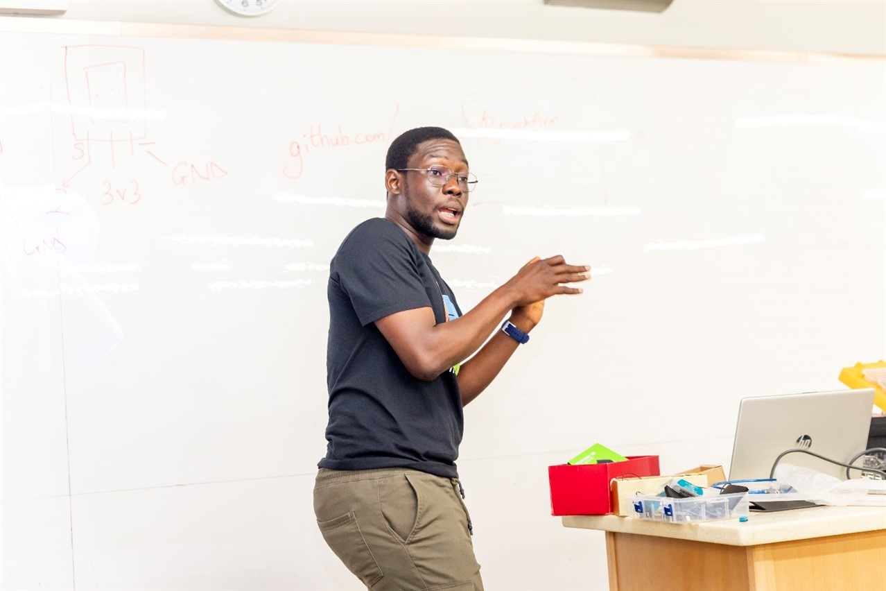  An image of a speaker at the workshop
