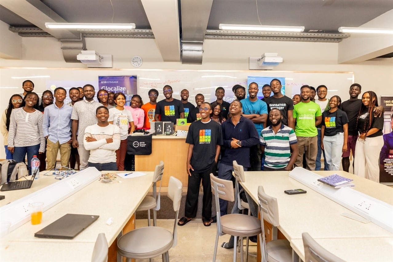  A group photo of the participants and speakers for this workshop.