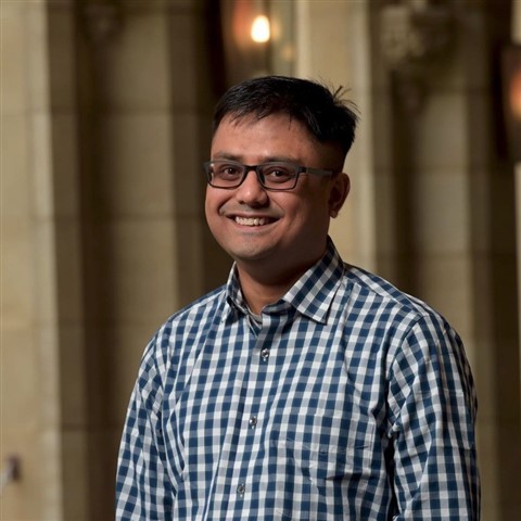 Headshot picture of Partha De