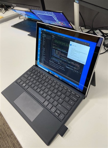 The master branch of Visual Studio code, running on a Windows on Arm device
